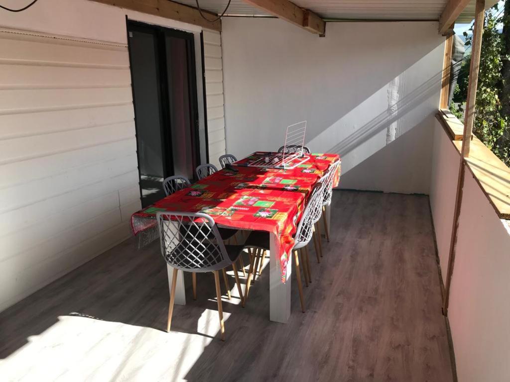 Ferienwohnung Le Flamboyant Avec Piscine Chauffee 30° Et Jacuzzi Saint-André Exterior foto
